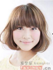 日系短发女生图片,简约时尚，尽显青春魅力